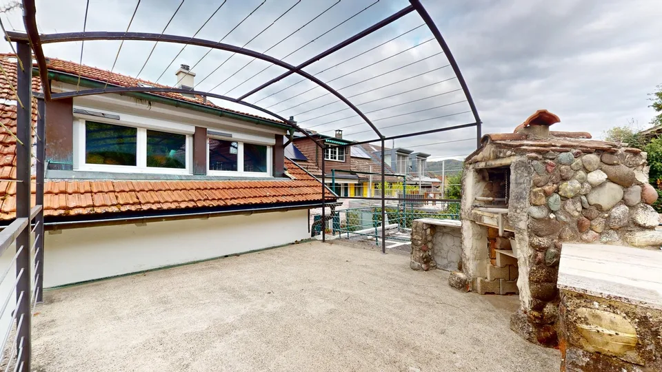 Charmanter 4.5-Zimmer-Hausteil mit Terrasse, Garten und Kachelofen in Rekingen – Foto 10 von 20