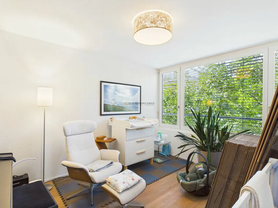 Appartement lumineux de 4,5 pièces avec grand balcon ensoleillé – photo 12 sur 30