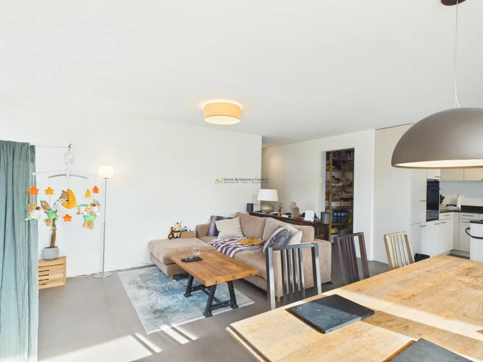 Appartement lumineux de 4,5 pièces avec grand balcon ensoleillé – photo 6 sur 30