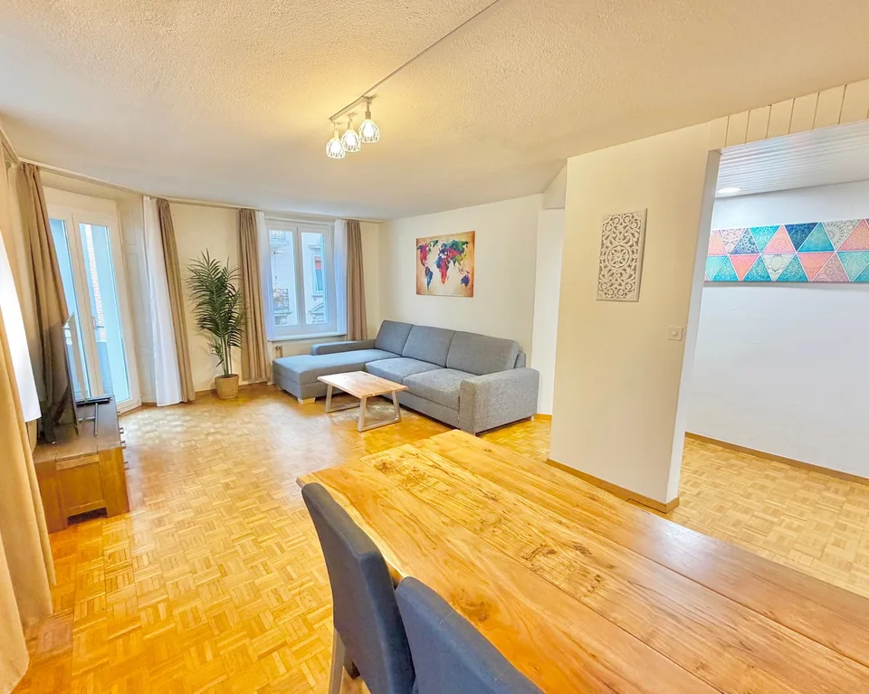 Zentrales Zimmer mitten im Kreis 4 :)