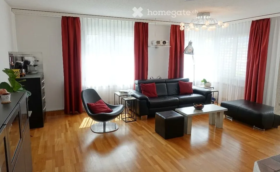 möblierte 3.5-Zimmer-Wohnung in Zürich-Oerlikon befristet (Okt-Mrz) zur Untermiete