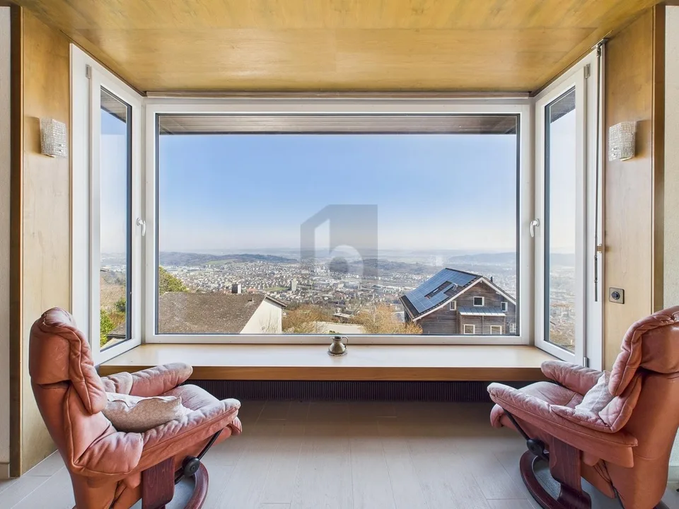 SPACIOUS WITH PANORAMIC VIEW