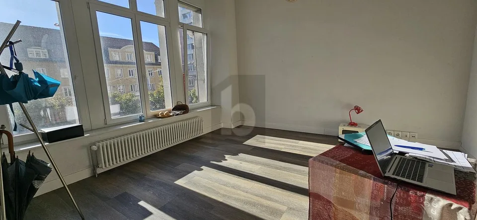 IM ZENTRUM DER STADT IDEAL GELEGEN