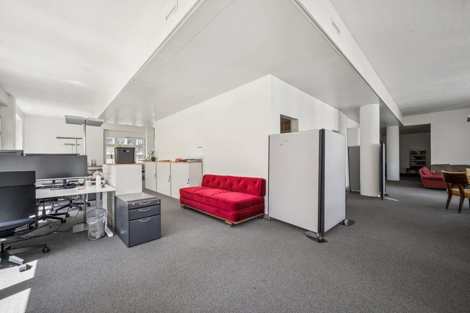 Büroflächen an Toplage beim Bahnhof Oerlikon  im Züri11
