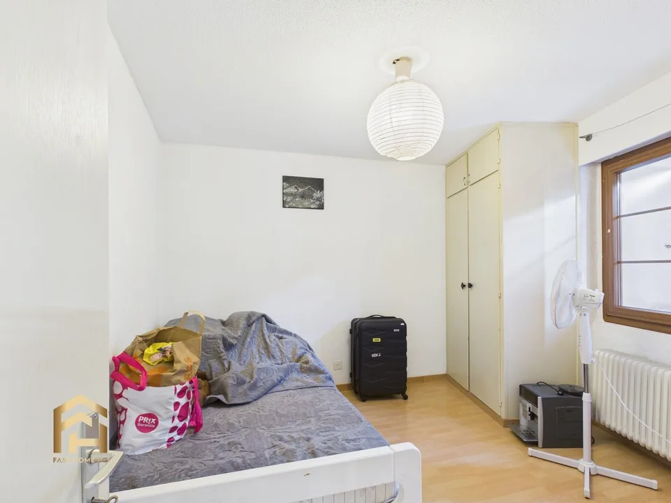 Viel Platz, viel Charme, viele Möglichkeiten Haus mit 3 Wohneinheite – Foto 8 von 13