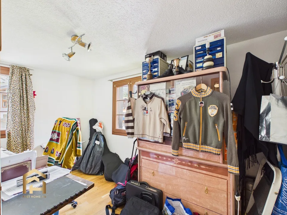 Viel Platz, viel Charme, viele Möglichkeiten Haus mit 3 Wohneinheite – Foto 7 von 13