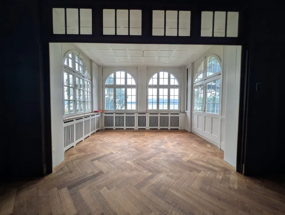 Historische Villa am Murtensee
