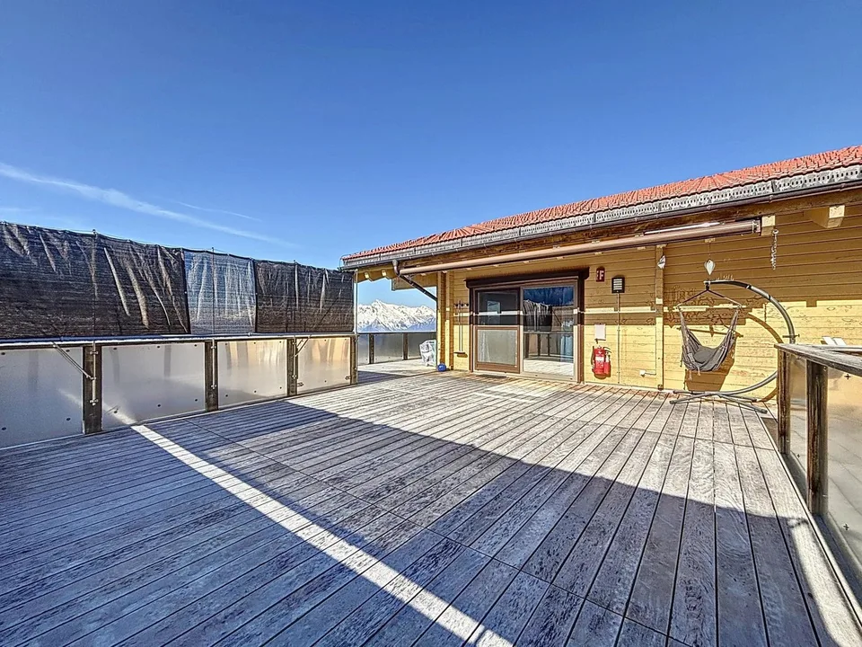 Lussuoso e atipico chalet con vista panoramica