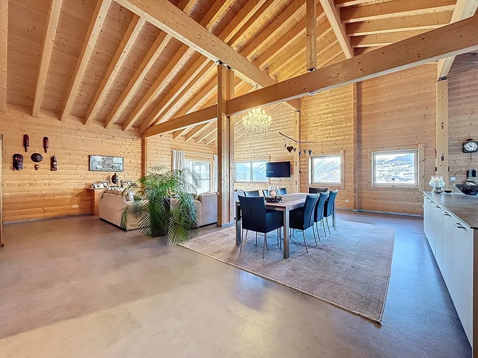 Lussuoso e atipico chalet con vista panoramica