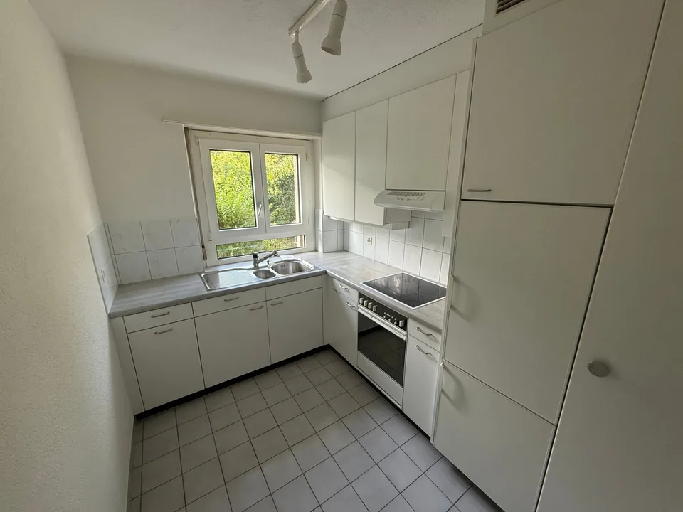 Appartamento di 4 locali in una zona tranquilla a Zurigo Witikon