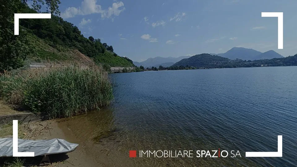 Exklusives Seeblick-Anwesen mit privatem Strand – Foto 9 von 14
