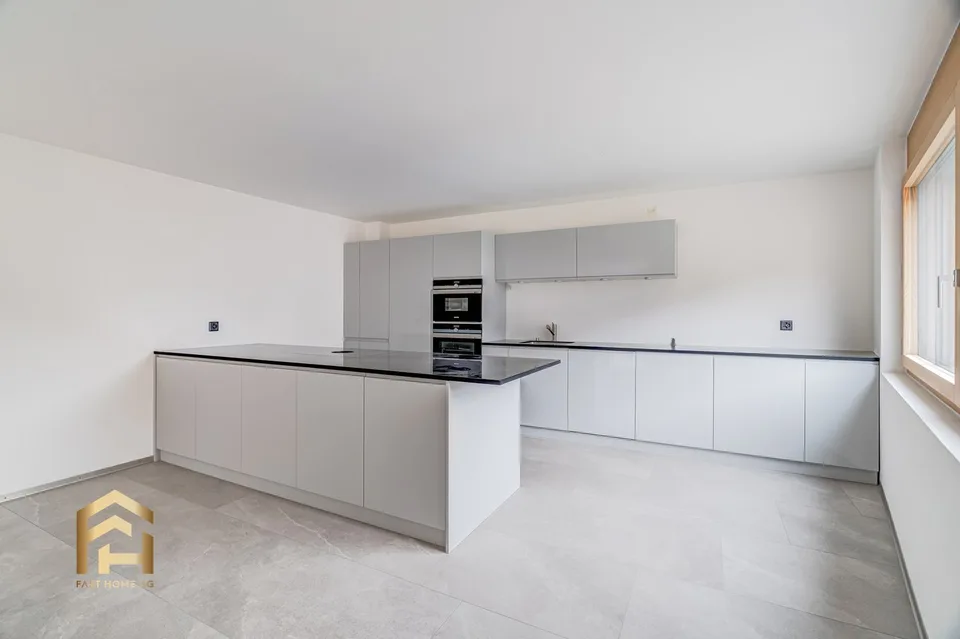 Delizioso appartamento di 5,5 locali in affitto in una posizione tranquilla