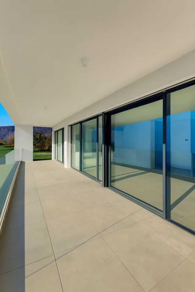 Moderne Monteggio mit großer, heller Terrasse 3.5 Zimmer |