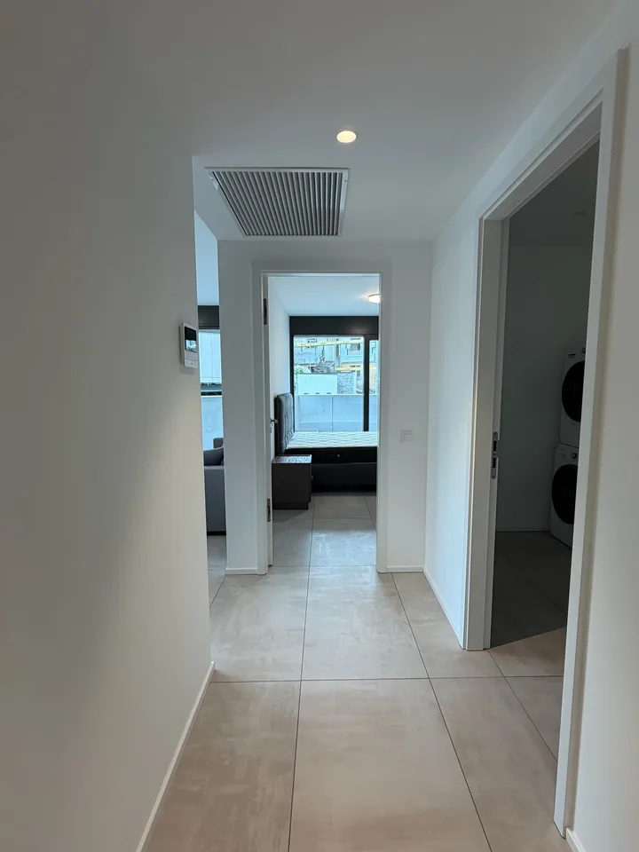 Breganzona 2.5 Zimmer. Eingerichtet Miete 1'690 Nebenkosten 150