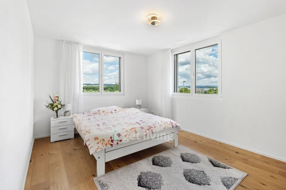 EXKLUSIVE DOPPELHAUSHÄLFTE MIT 151m2 GARTEN, ELTERNSUITE UND HOCHWERTIGEEM AUSBAU - BAUJAHR 2020 – Foto 7 von 10