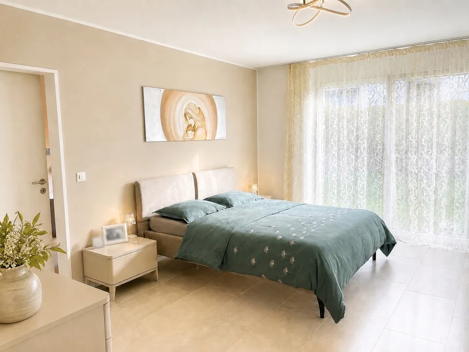 Appartement de jardin attractif de 4,5 pièces avec 2 places de parking souterrain à vendre à Lieli (Oberwil-Lieli)