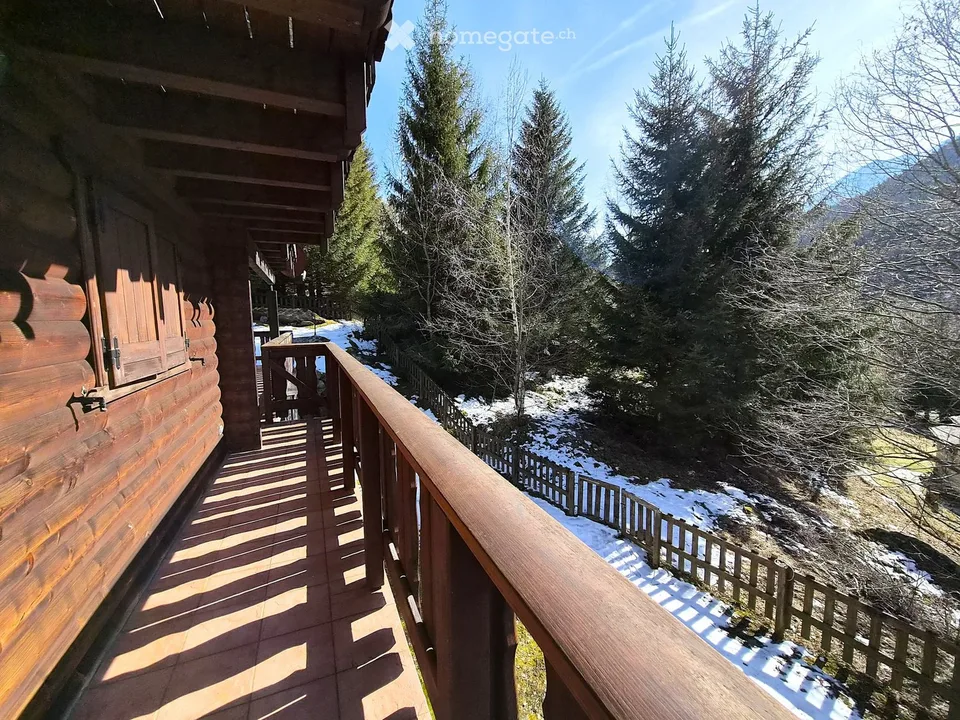Schönes Doppelchalet mit Grundstück