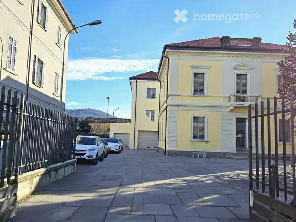 3 Zimmer Wohnung 91m2 Luino, Varese