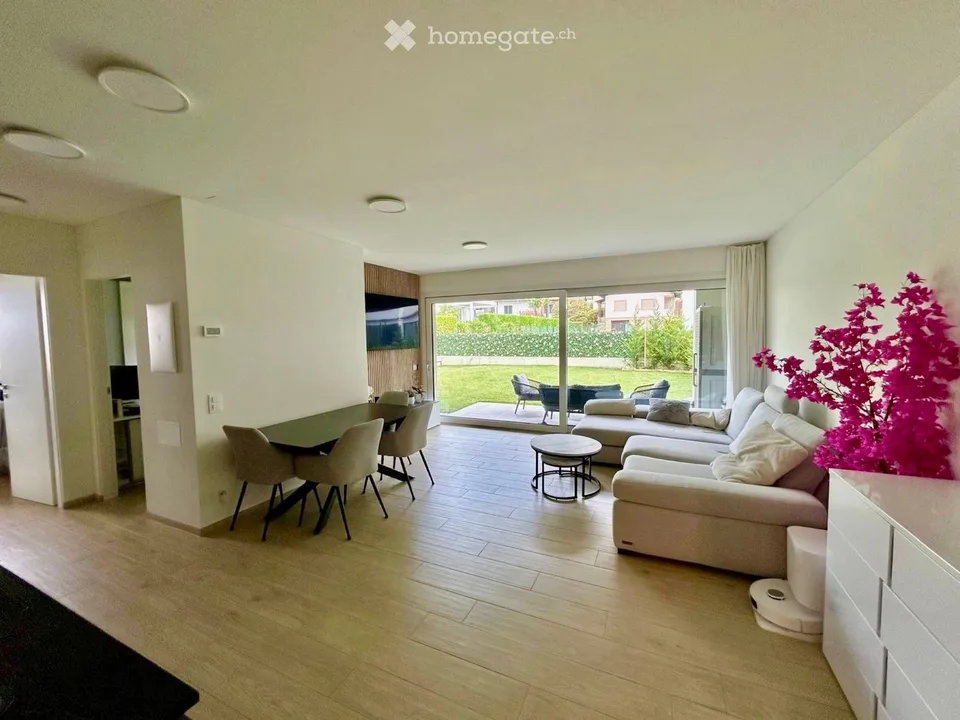 Neues und modernes Apartment mit eigenem Garten