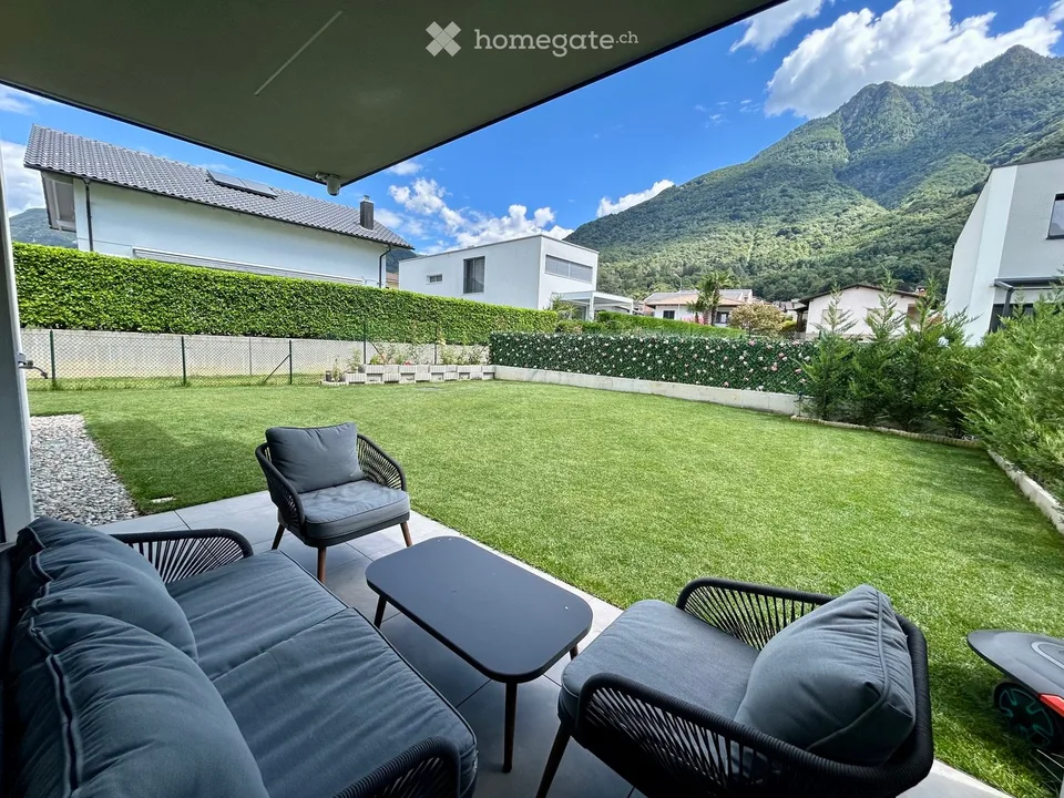 Nuovo e moderno appartamento con giardino privato