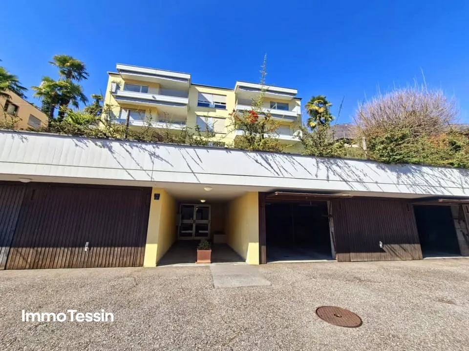 LOCARNO-MONTI: Grosse & moderne Wohnung mit fantastischer 180 Panorama Seesicht über den Lago Maggiore – Foto 6 von 13