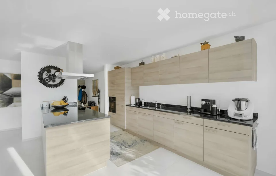 Appartamento esclusivo di 5,5 locali con terrazza e vista panoramica & Jacuzzi a Uznach