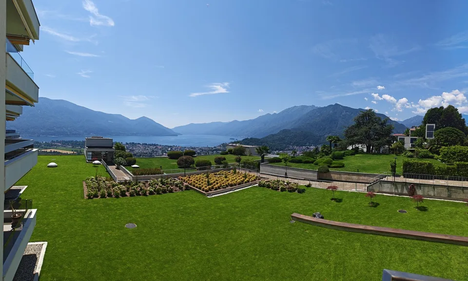Charmante 4.5-Zimmer-Wohnung mit top See- und Fernsicht , Pool, Sauna, Fitness