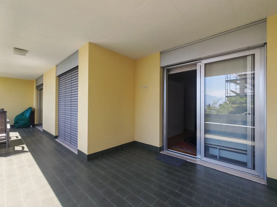 Charmante 4.5-Zimmer-Wohnung mit top See- und Fernsicht , Pool, Sauna, Fitness – Foto 11 von 16