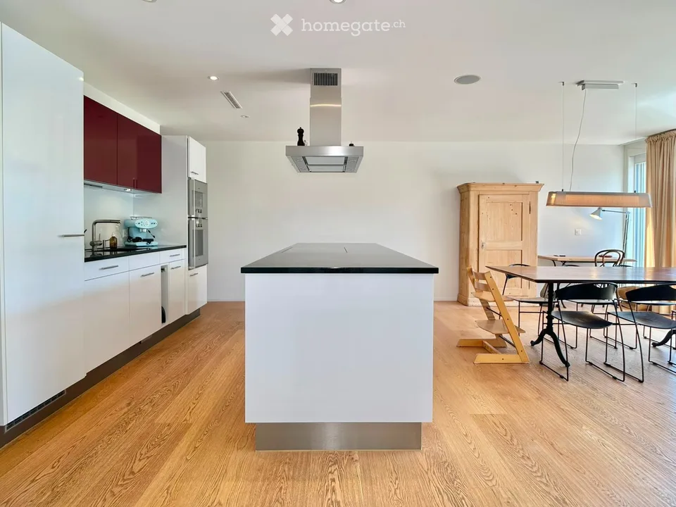 Einziehen und wohlfühlen: 170 m² Gartenwohnung in Stallikon