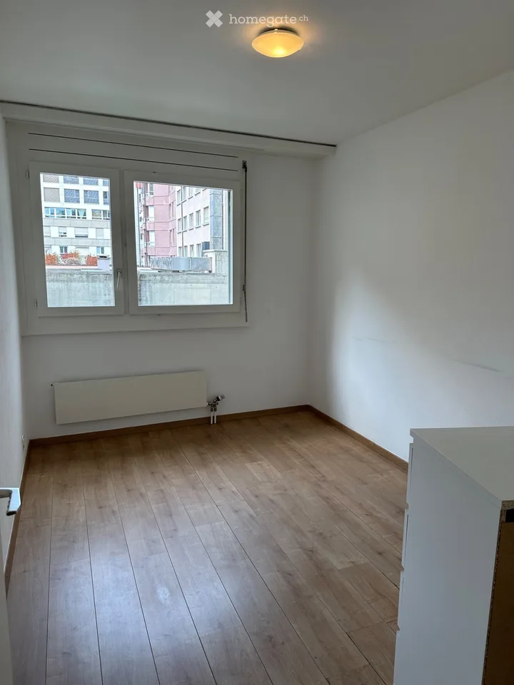 Shared flat- priv. shower+WC /Coloc. chambre
