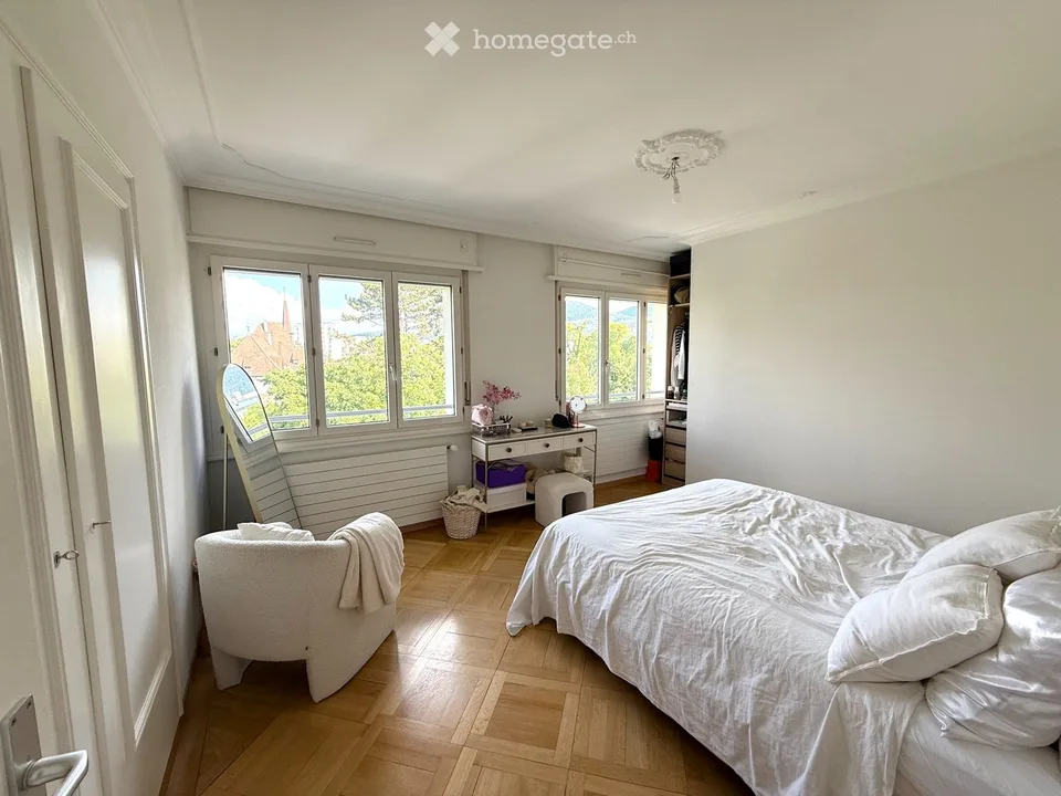 Appartement de 4 pièces de 80 m2 PLACE FAVRE