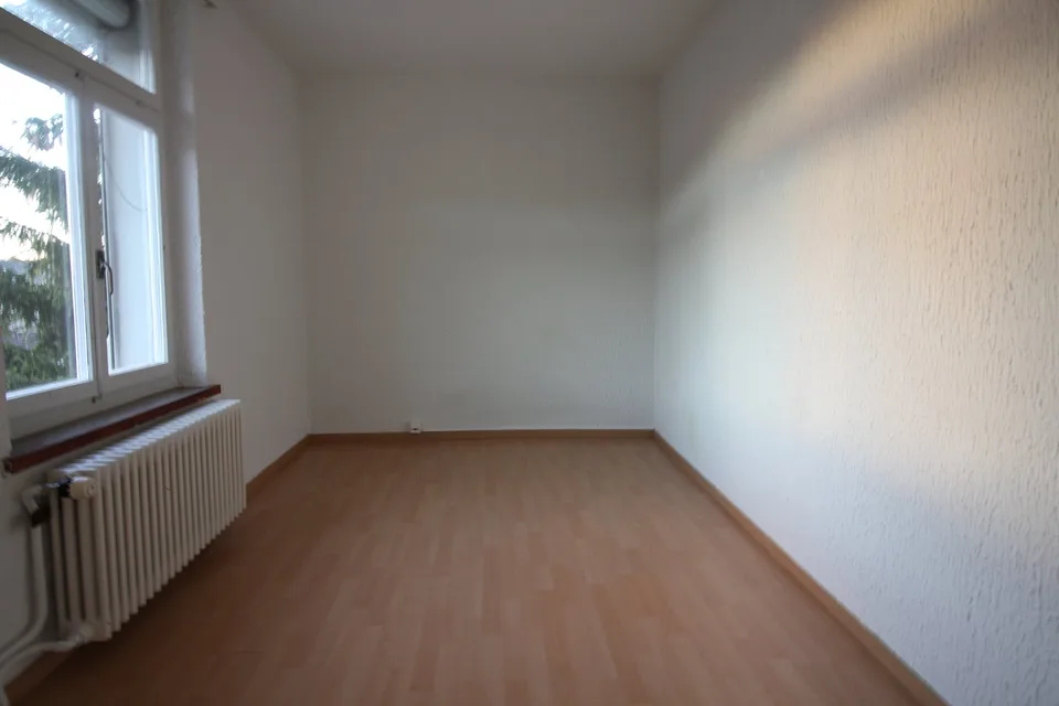 Appartamento 4.5 locali economico con balcone a St. Gallen-Neudorf