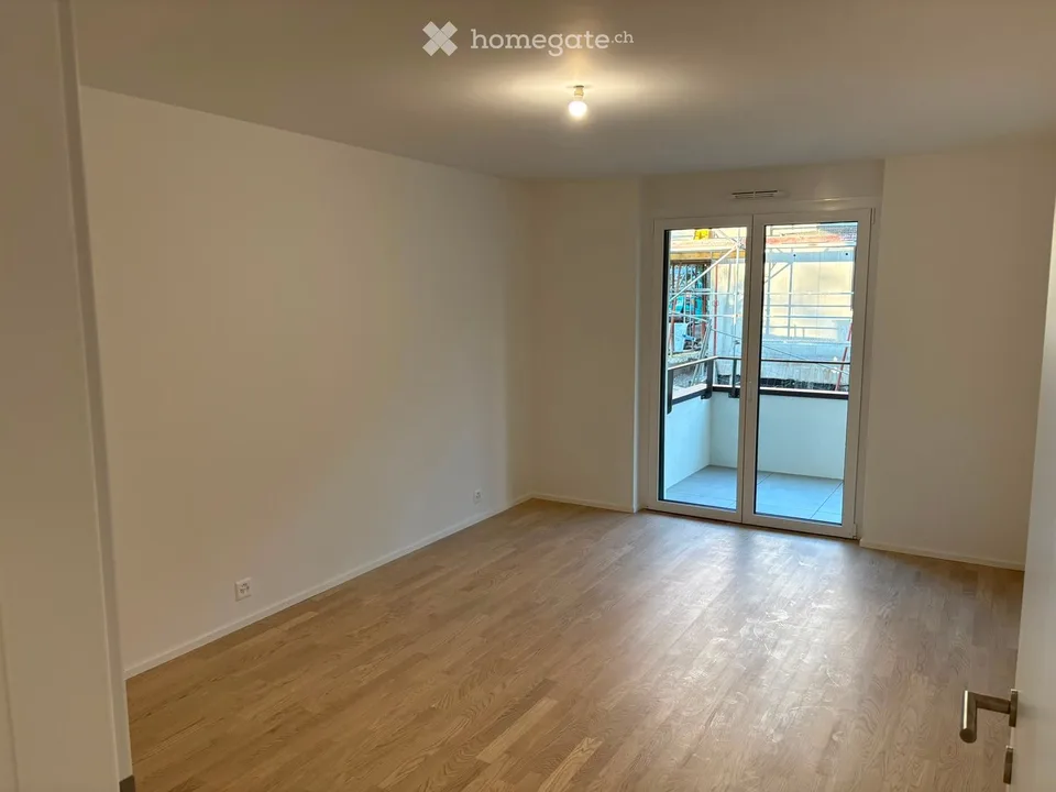 Appartamento di 2,5 locali completamente nuovo con balcone a Losanna – disponibile immediatamente