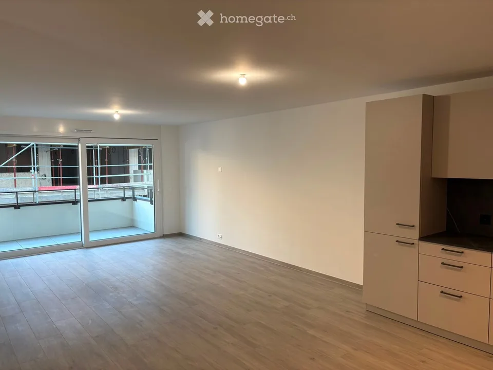 Appartamento di 2,5 locali completamente nuovo con balcone a Losanna – disponibile immediatamente