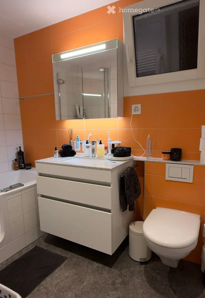 WG Zimmer in 4 Zimmer Wohnung