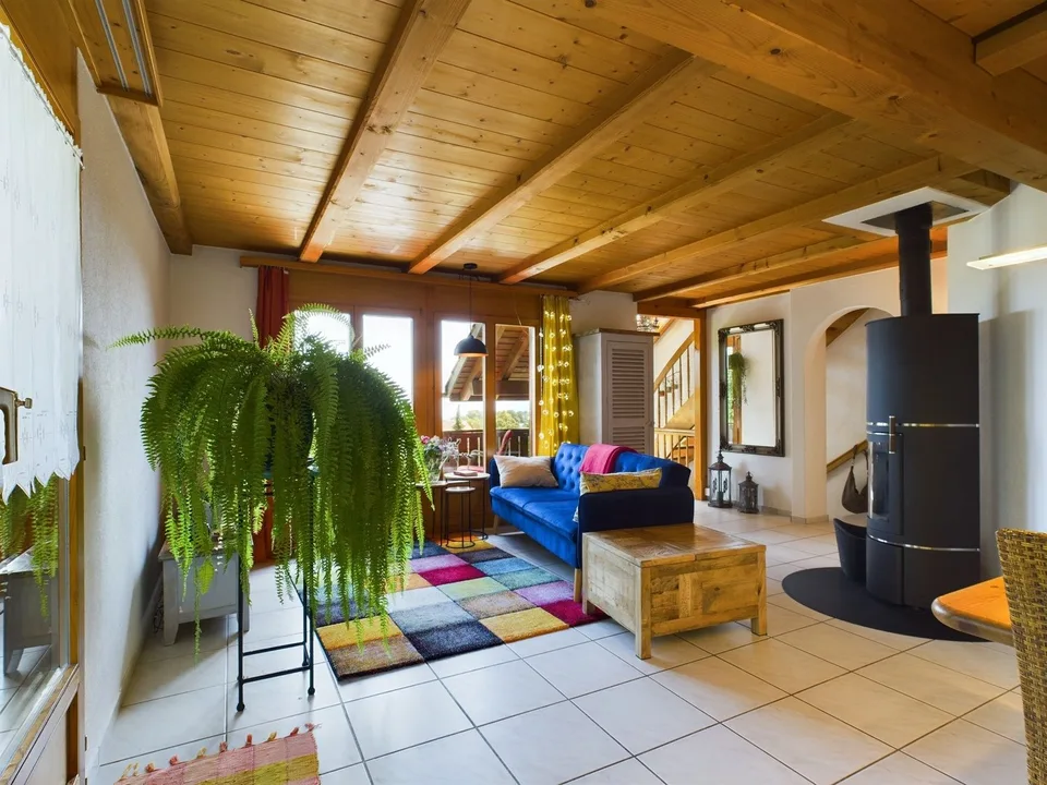 Casa a schiera moderna di 4,5 locali con giardino a Niederbipp