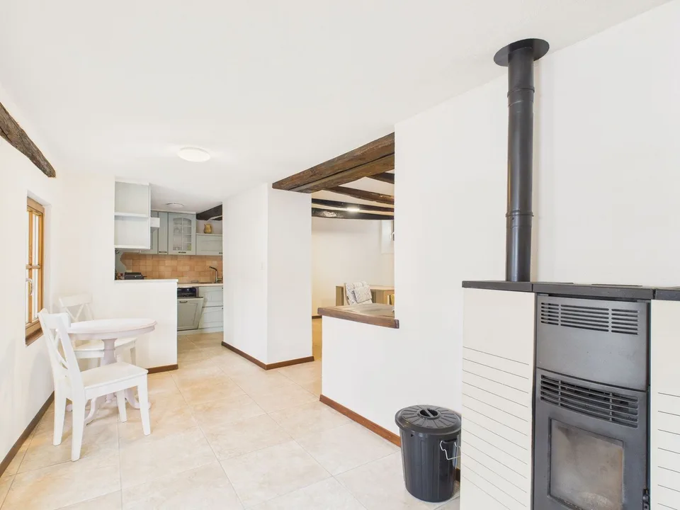 Sogno abitativo a Breggia, TI: Moderna casa unifamiliare con 5 stanze!