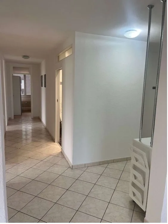 Geräumige 4-Zimmer-Wohnung in Cadenazzo