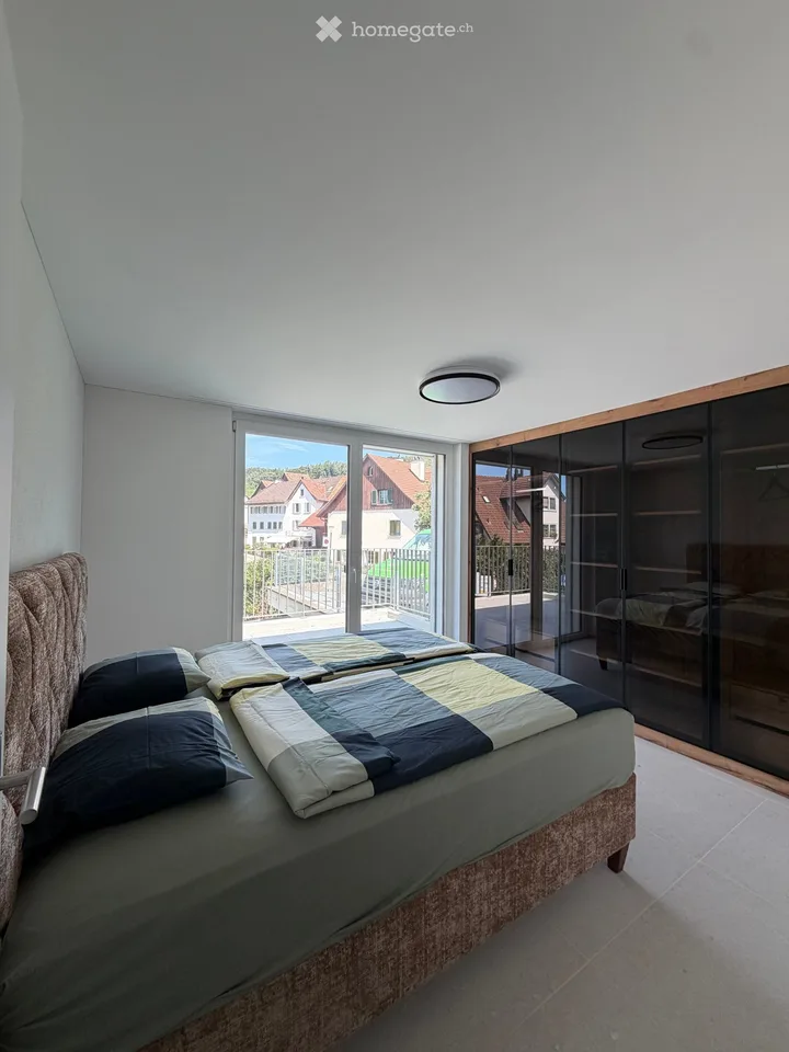 Möblierte Neubau Attikawohnung Erstbezug