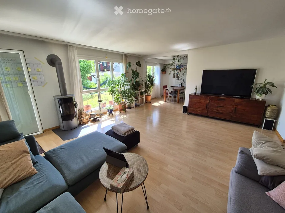 3.5-Zimmer-Wohnung mit Aussicht auf Pilatus (befr. 6MT)