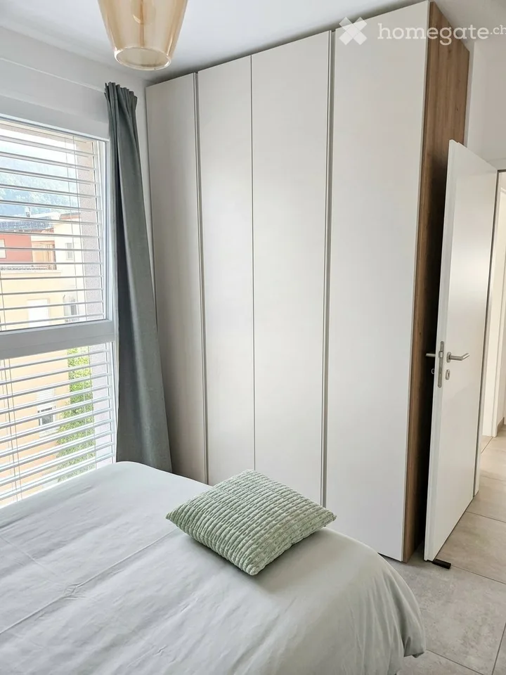 Einziehen in die 3.5-Zimmer-Dachwohnung in Bellinzona mit großem Terrassenbereich