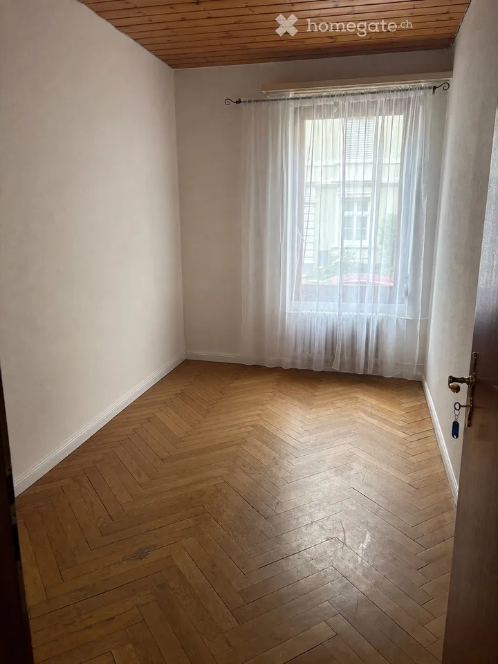 Appartamento di 3 locali con balcone/giardino disponibile immediatamente