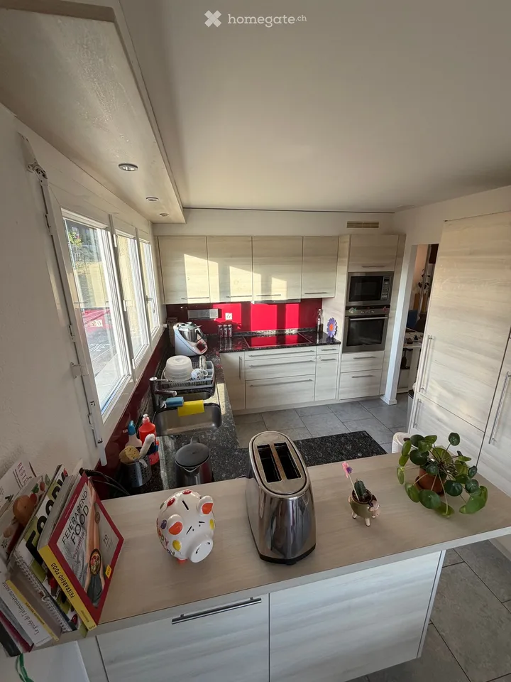 4,5 Zimmer zur Renovierung ab 8. Oktober