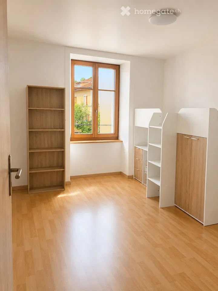 Geräumige 4-Zimmer-Wohnung mit separatem Eingang Travers