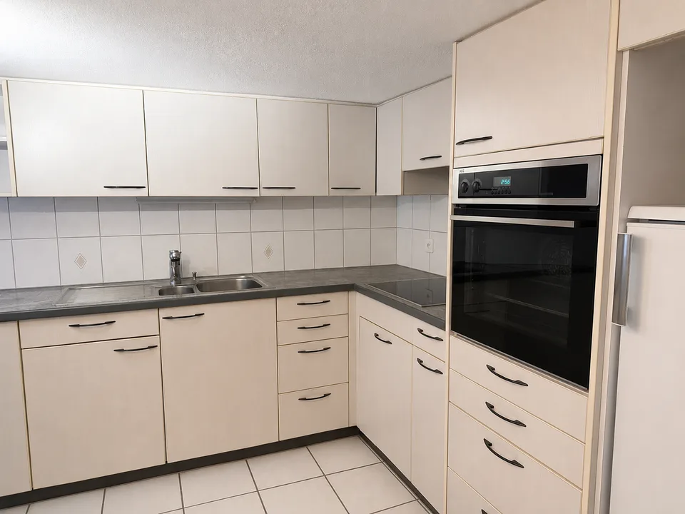 Cozy 3-room old building apartment on Oberstrasse in St. Gallen