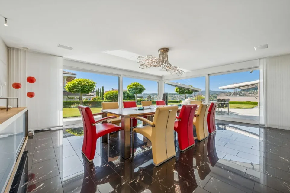 Architect's Villa with Indoor Pool & Lake View for Rent