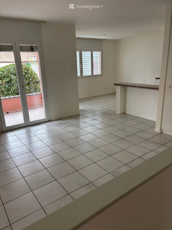 3.5-Zimmer-Wohnung  in Ascona – sofort verfügbar   Appartamento 3,5 vani, disponibile da subito