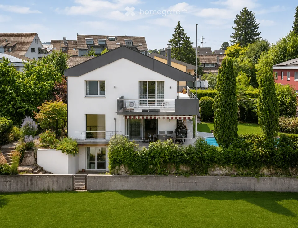 Exklusive Rheinvilla mit Pool und unverbaubarem Panoramablick