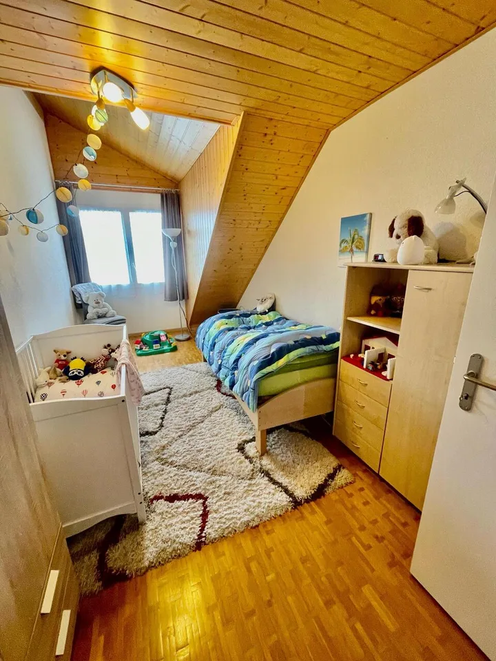 APPARTAMENTO IN VENDITA IN TRIPLEX DI 130M2 HAB. AL CENTRO DI ECHALLENS – foto 7 di 13