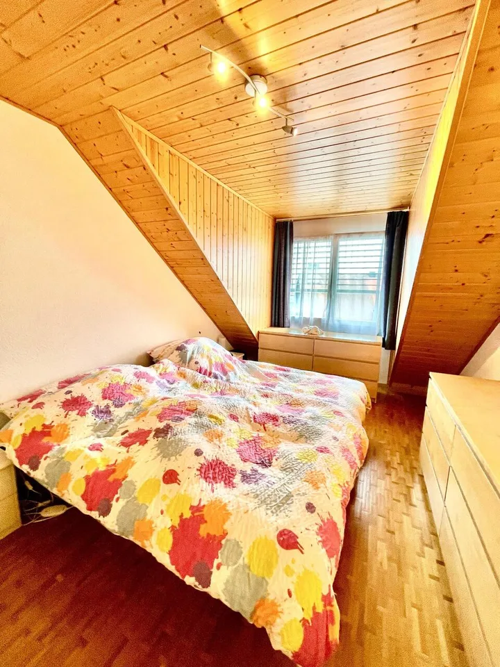 APPARTAMENTO IN VENDITA IN TRIPLEX DI 130M2 HAB. AL CENTRO DI ECHALLENS – foto 10 di 13